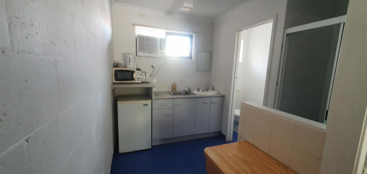 Bargara Motor Inn - Pet Friendly Exterior photo